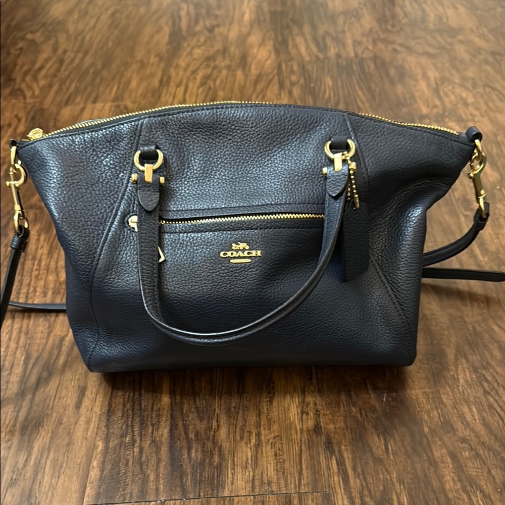 Coach Navy Leather Women's Bag